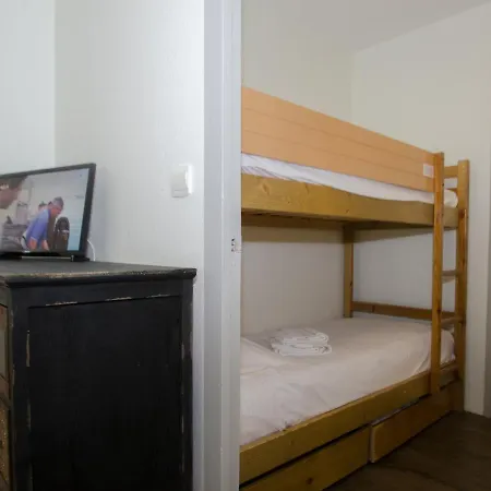 Apartment Cosy A Proche Du Ski-bus - Fr-1-343-238 *